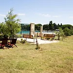 Rosemary Park Villa *